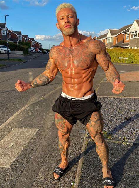 Ashley Cain Biography, Age, Height, Wife, Net Worth,。